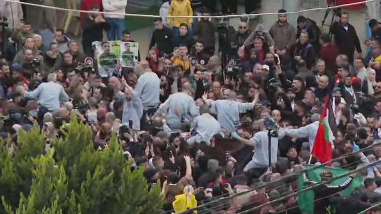 Palestinian prisoners released by Israel have been met by huge crowds in the West Bank.