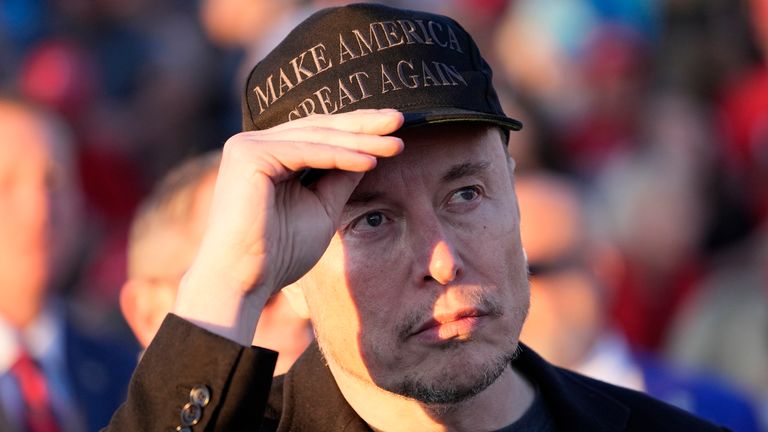 Elon Musk calls famed astronaut an ‘idiot’ in social media spat Elon Musk calls famed astronaut an ‘idiot’ in social media spat