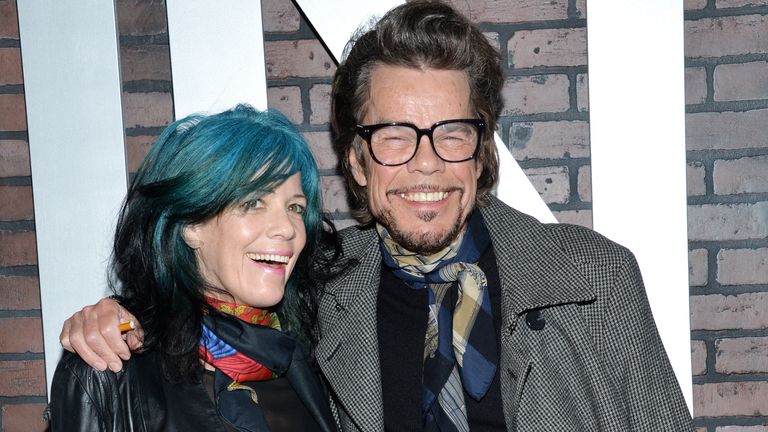 David Johansen, singer from seminal punk band New York Dolls, dies aged 75 David Johansen, singer from seminal punk band New York Dolls, dies aged 75