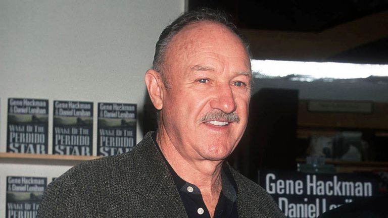 Gene Hackman at a book signing on November 4, 1999 at Barnes & Noble in New York City. Pic: AP