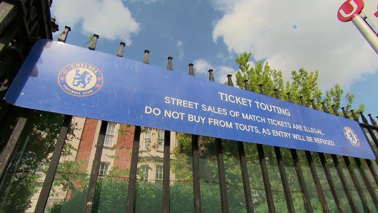 Sign at Stamford Bridge warning against ticket touting