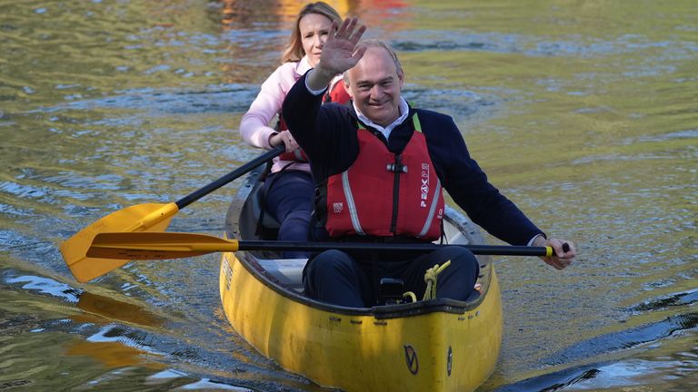Liberal Democrat leader Sir Ed Davey canoeing in the River Severn in Shrewsbury with North Shropshire MP Helen Morgan, while on the local election campaign trail. Picture date: Friday April 11, 2025.
