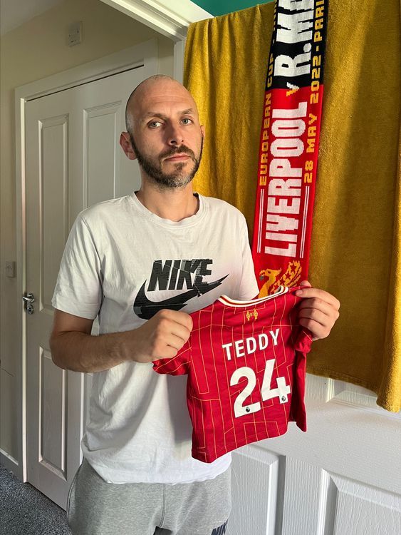 Liverpool fan’s baby ‘flung 15ft in pram’ and partner run over during parade Liverpool fan’s baby ‘flung 15ft in pram’ and partner run over during parade