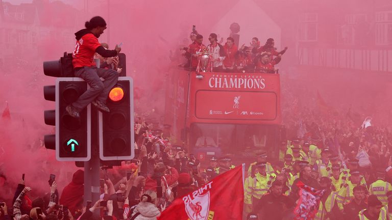 Liverpool parade incident reconstructed: This is what happened – and when Liverpool parade incident reconstructed: This is what happened – and when